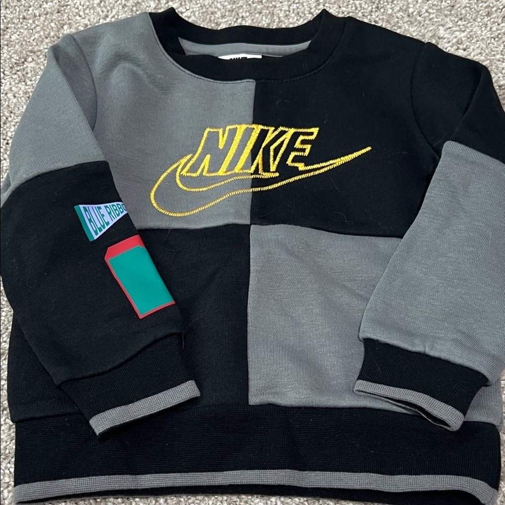 Nike Black and Gray Colorblock Sweatshirt - Picture 3 of 5